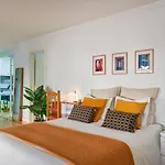 Modern With Swiming Pool & Garage - Apartmán *