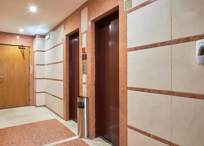 Apartment Modern With Swiming Pool & Garage - Lissabon