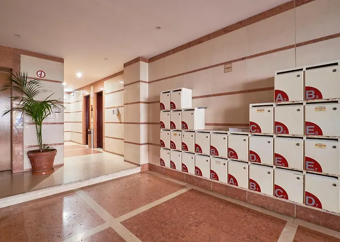 Apartment Modern With Swiming Pool & Garage -