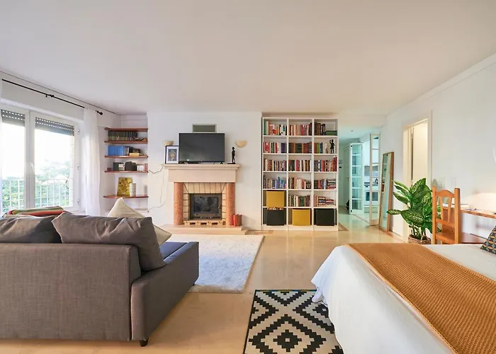 Modern With Swiming Pool & Garage - Lissabon